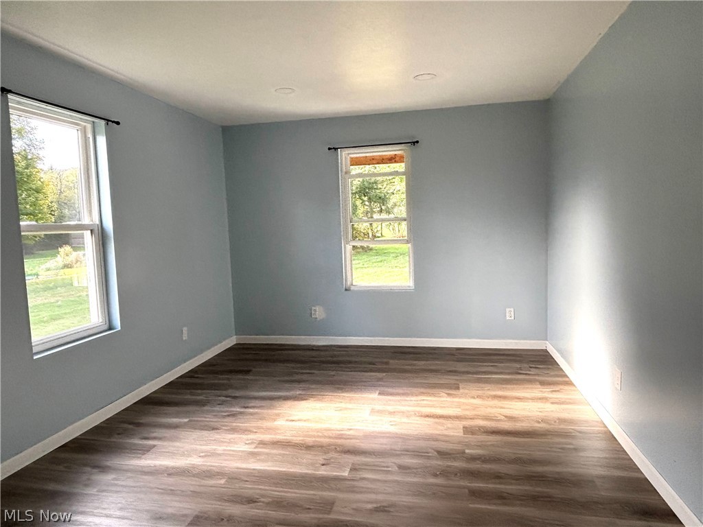 4585 Hawkins Road New Waterford OH 44445
