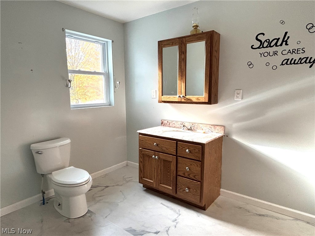 4585 Hawkins Road New Waterford OH 44445