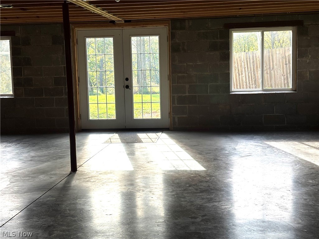 4585 Hawkins Road New Waterford OH 44445