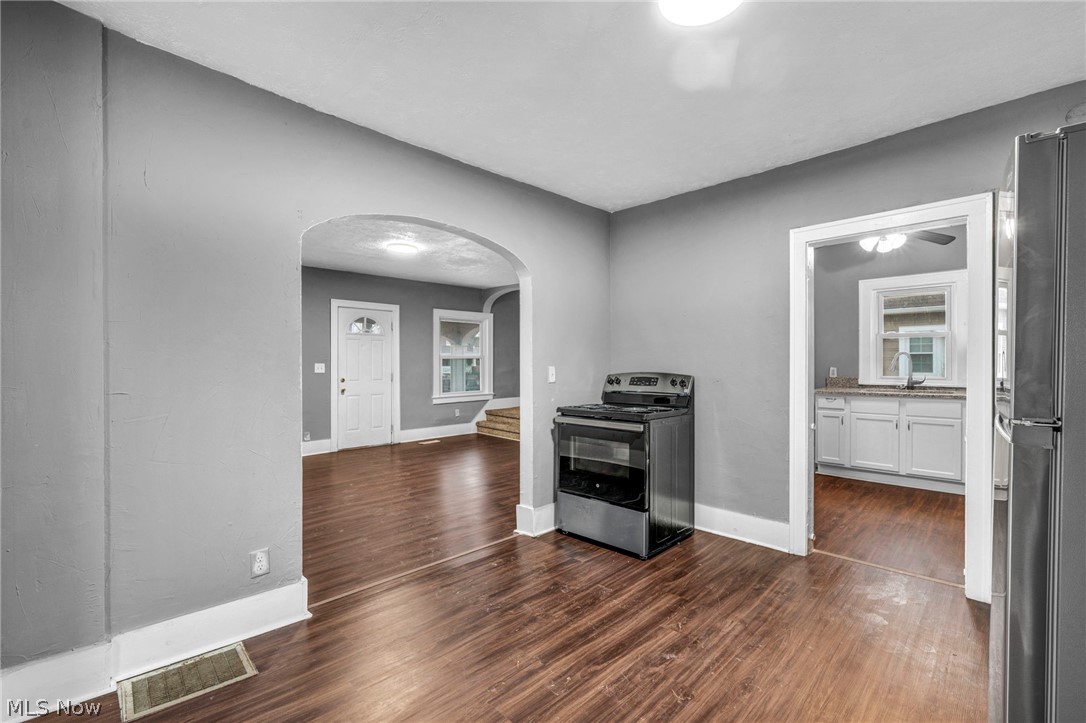 1829 E 33rd Street Lorain OH 44055