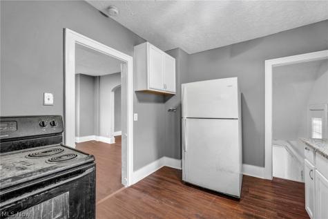 1829 E 33rd Street Lorain OH 44055