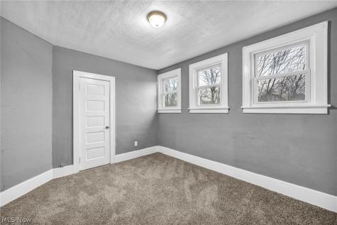 1829 E 33rd Street Lorain OH 44055