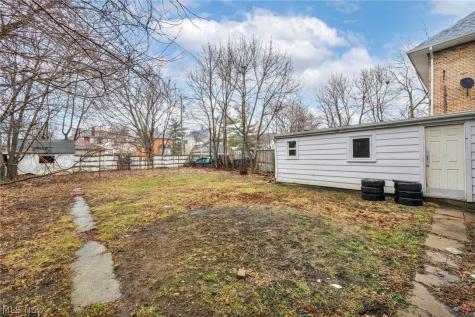 1829 E 33rd Street Lorain OH 44055