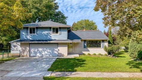 2120 Cedarview Drive Beachwood OH 44122