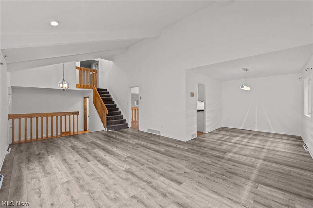 2120 Cedarview Drive Beachwood OH 44122