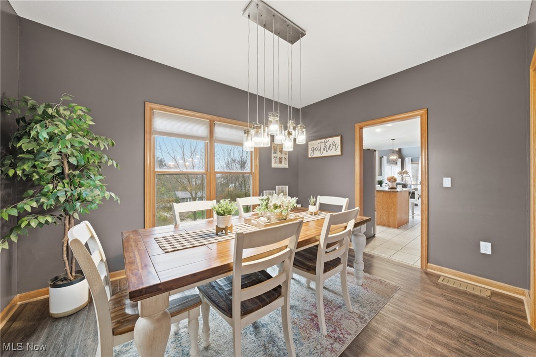 4212 Devonshire Court Akron OH 44321