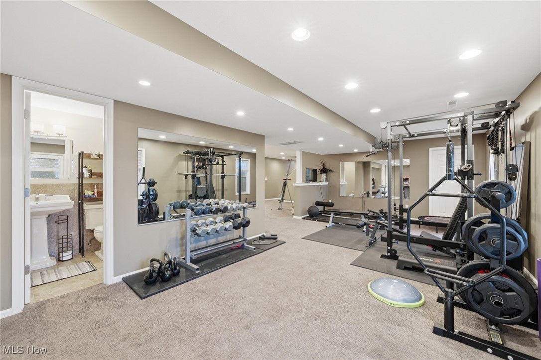 4212 Devonshire Court Akron OH 44321