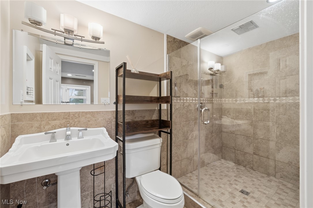 4212 Devonshire Court Akron OH 44321