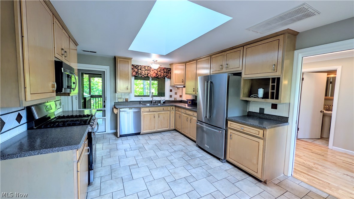6409 Old Wood Road Ashtabula OH 44004