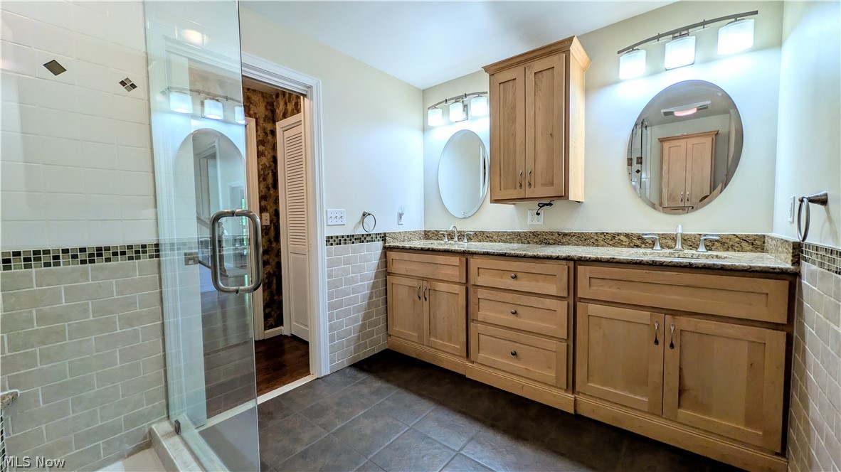 6409 Old Wood Road Ashtabula OH 44004