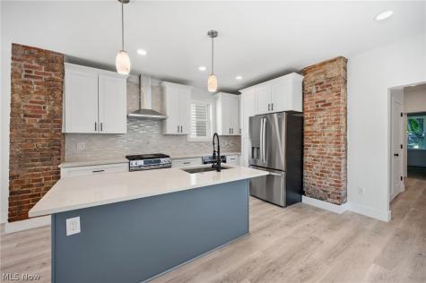 1852 W 47th Street Cleveland OH 44102