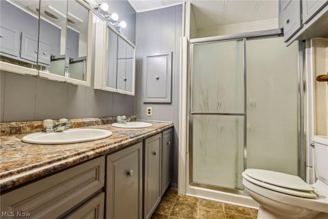 18592 Edwards Road Doylestown OH 44230