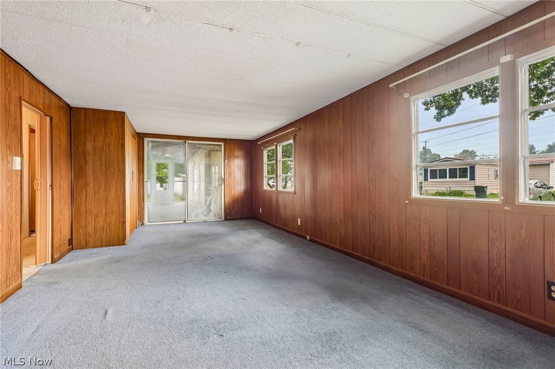 18592 Edwards Road Doylestown OH 44230