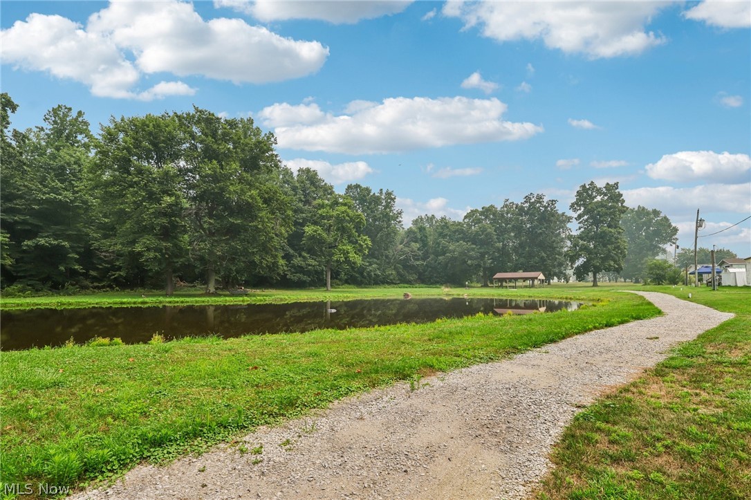 18592 Edwards Road Doylestown OH 44230