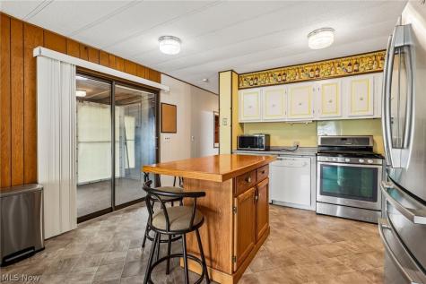 18592 Edwards Road Doylestown OH 44230