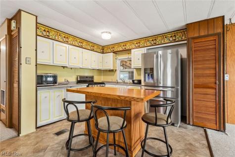 18592 Edwards Road Doylestown OH 44230