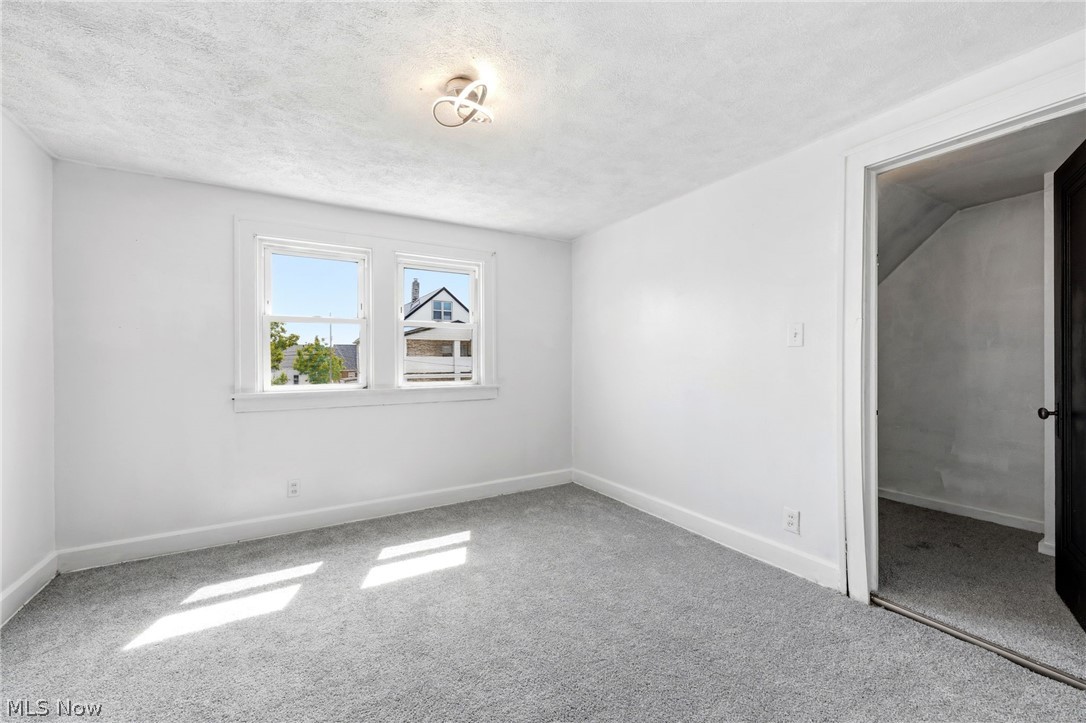 4948 E 106th Street Garfield Heights OH 44125