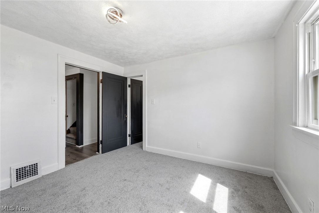 4948 E 106th Street Garfield Heights OH 44125