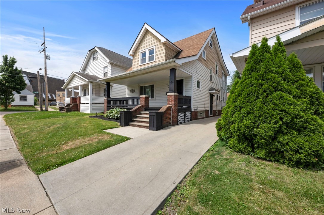 4948 E 106th Street Garfield Heights OH 44125