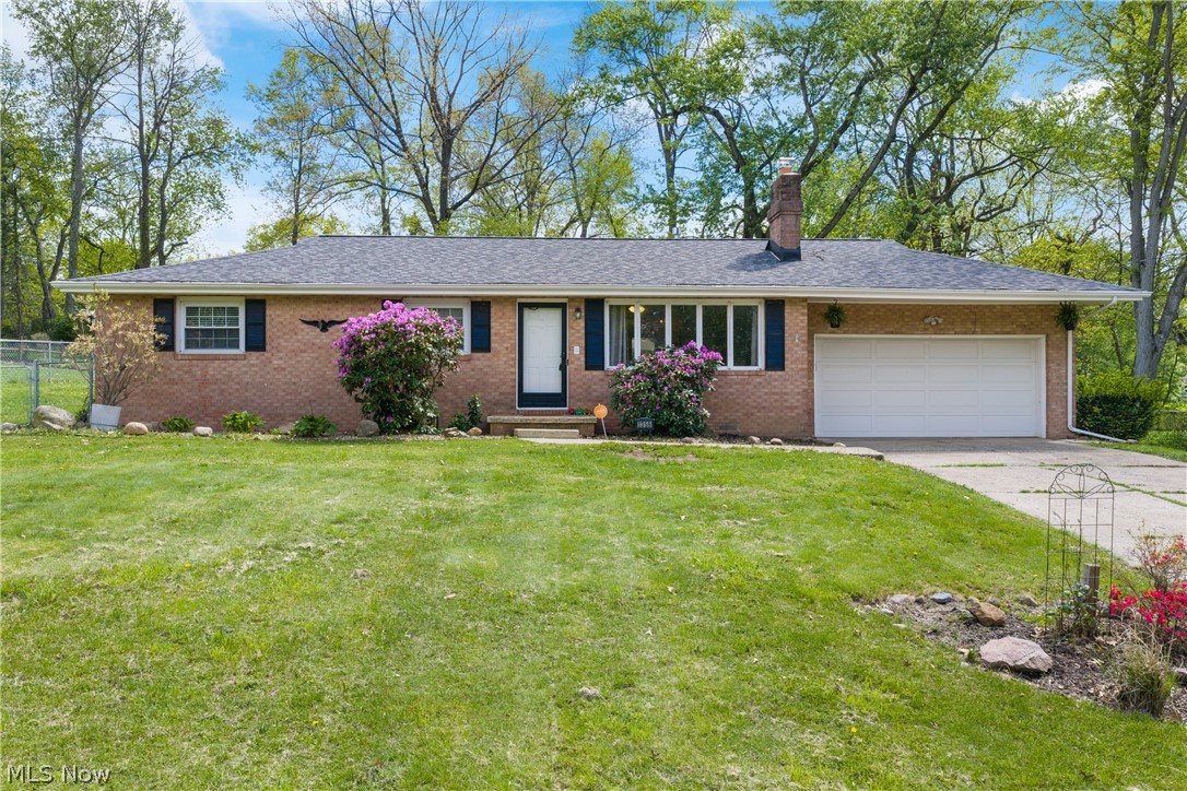 1356 Glennview Street NE Canton OH 44721