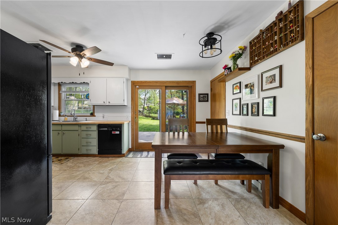 1356 Glennview Street NE Canton OH 44721