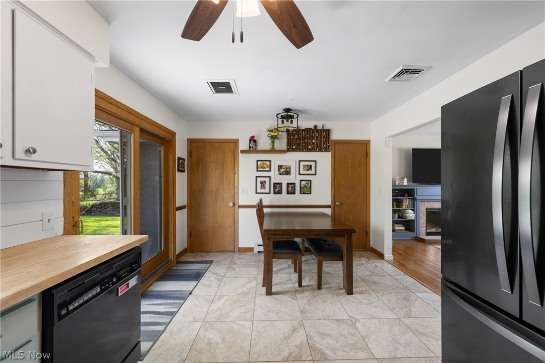 1356 Glennview Street NE Canton OH 44721