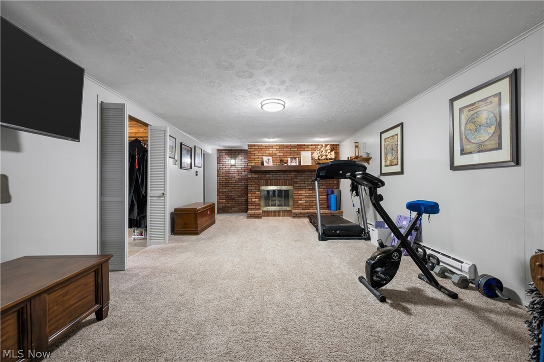 1356 Glennview Street NE Canton OH 44721