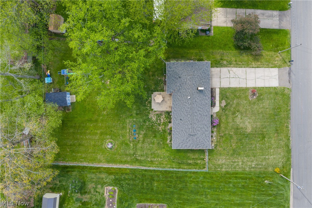 1356 Glennview Street NE Canton OH 44721