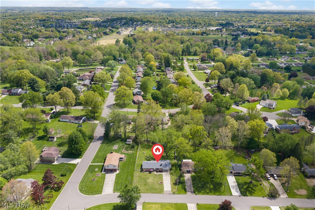 1356 Glennview Street NE Canton OH 44721