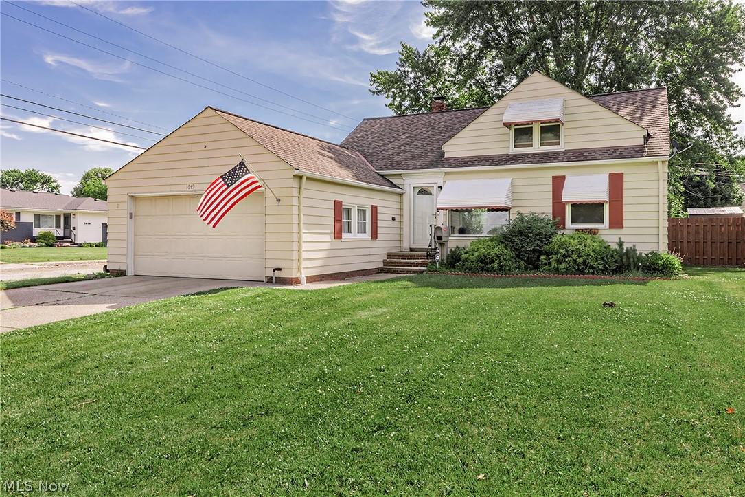 1649 Gilbert Drive Mayfield Heights OH 44124
