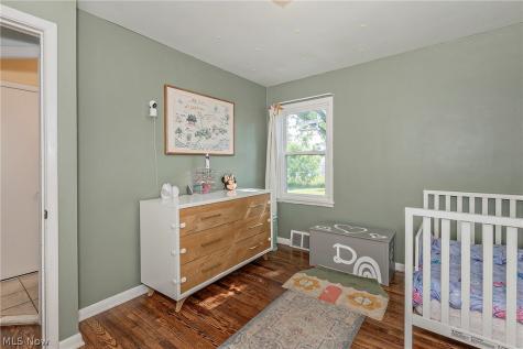 1649 Gilbert Drive Mayfield Heights OH 44124