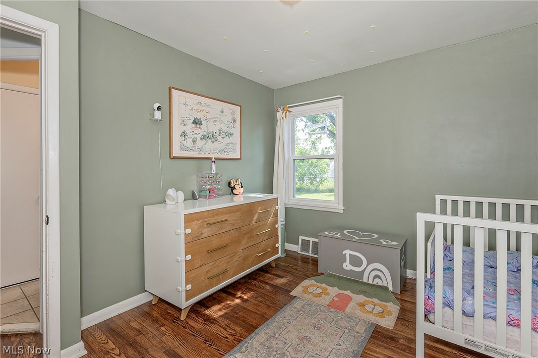 1649 Gilbert Drive Mayfield Heights OH 44124