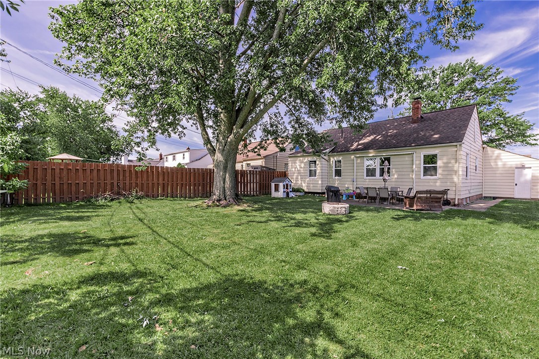 1649 Gilbert Drive Mayfield Heights OH 44124