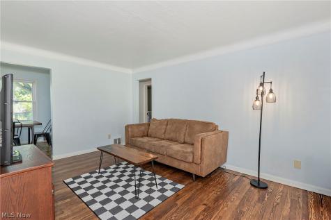 1649 Gilbert Drive Mayfield Heights OH 44124