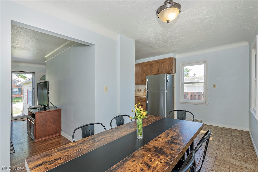 1649 Gilbert Drive Mayfield Heights OH 44124