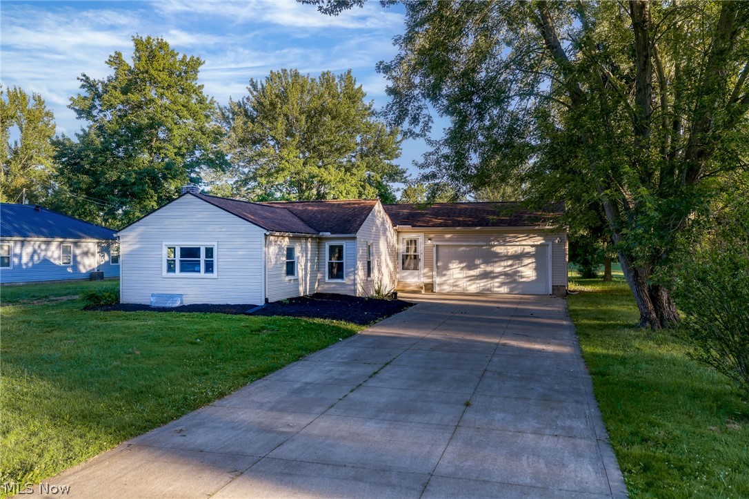 2000 Stake Drive Green OH 44232