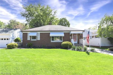 6483 Fernhurst Avenue Parma Heights OH 44130