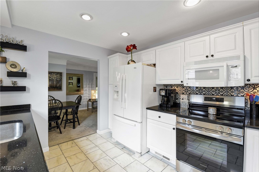 6483 Fernhurst Avenue Parma Heights OH 44130