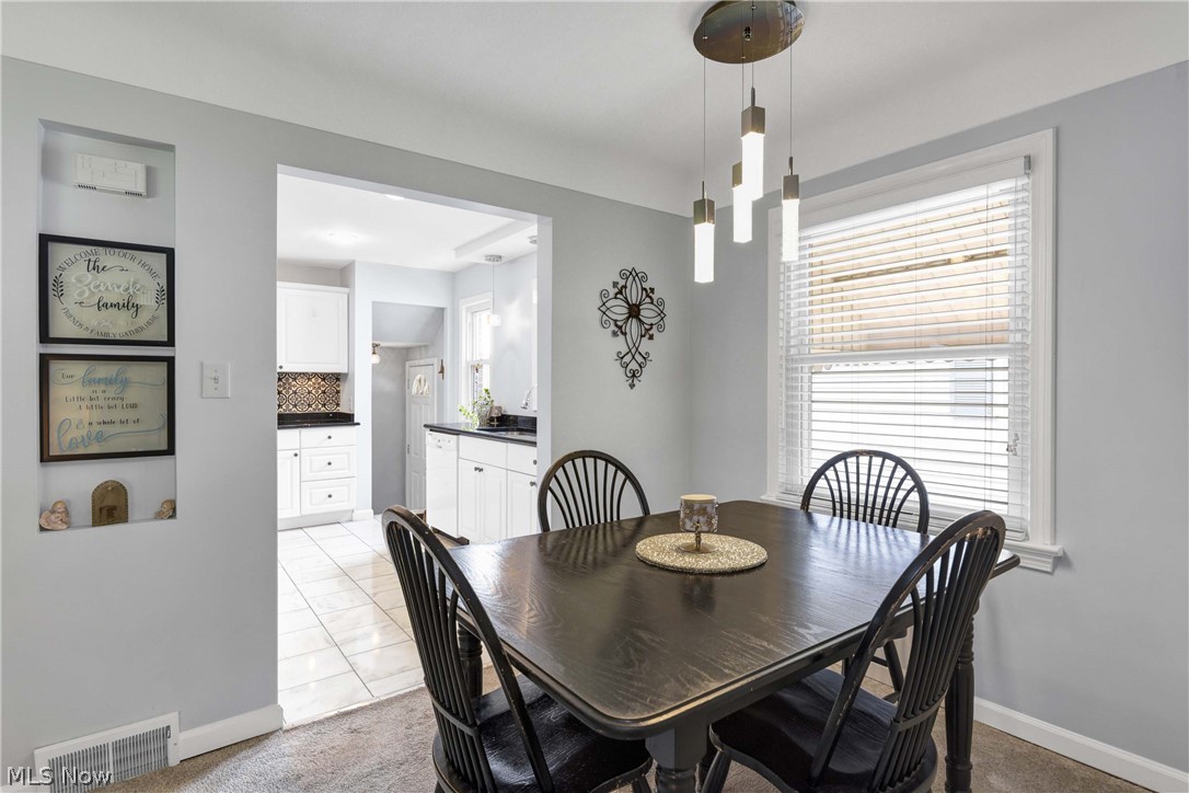 6483 Fernhurst Avenue Parma Heights OH 44130