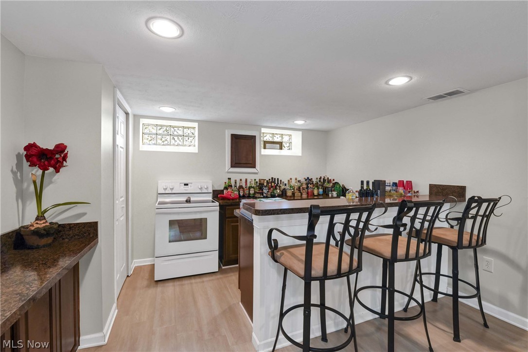 6483 Fernhurst Avenue Parma Heights OH 44130
