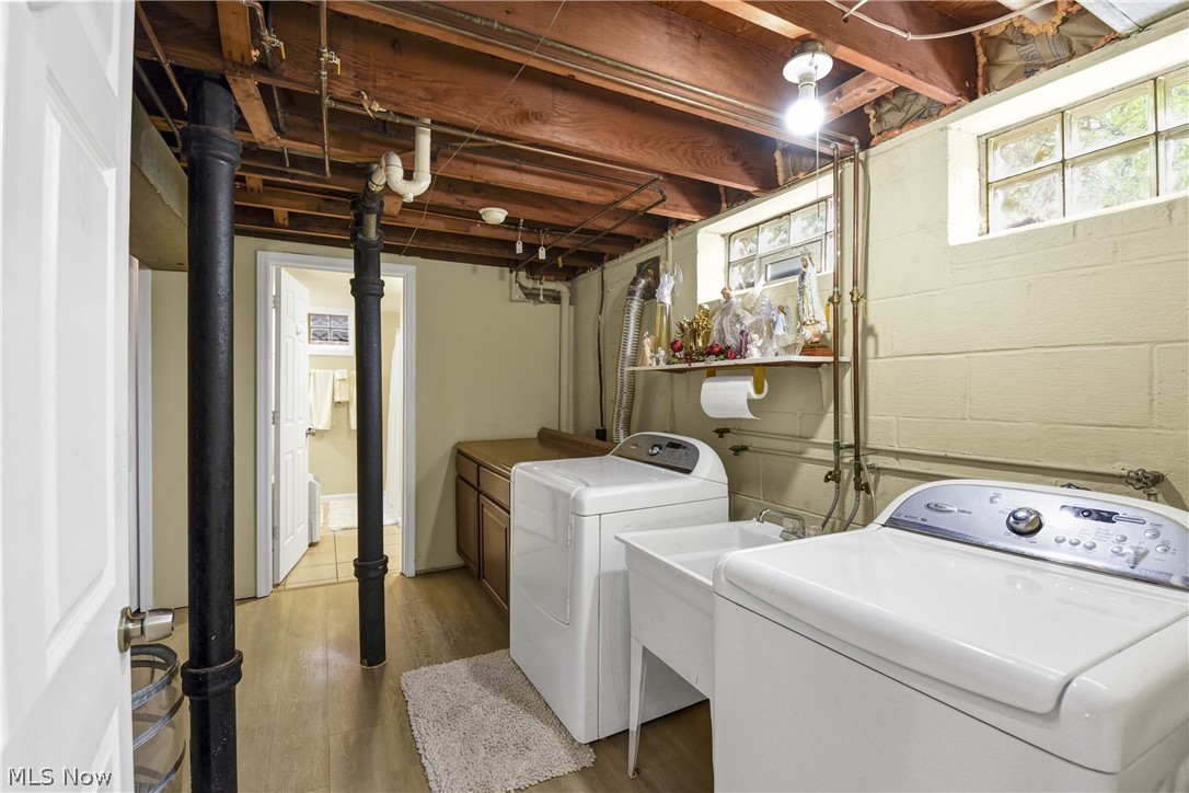 6483 Fernhurst Avenue Parma Heights OH 44130