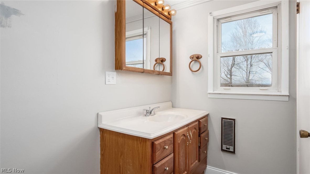96 Summit Street Roseville OH 43777