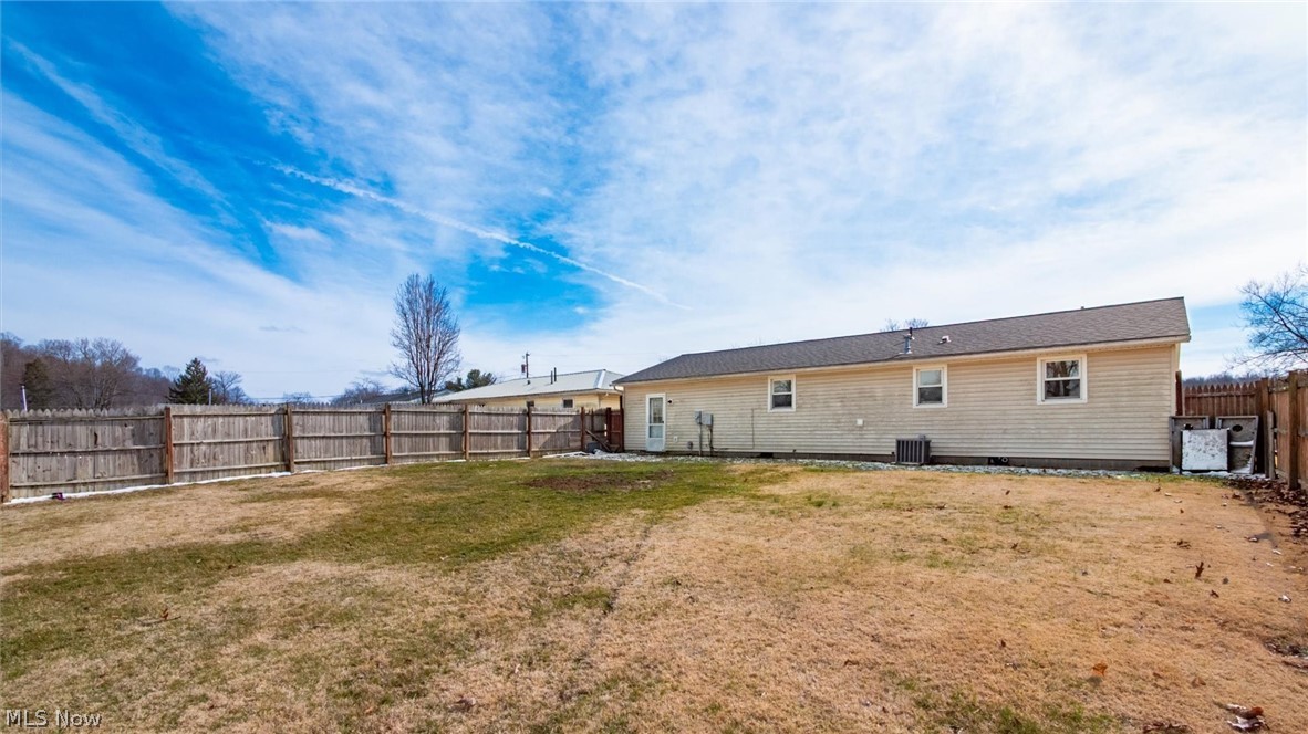 96 Summit Street Roseville OH 43777