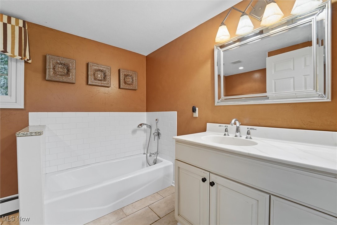 11884 Frost Road Mantua OH 44255