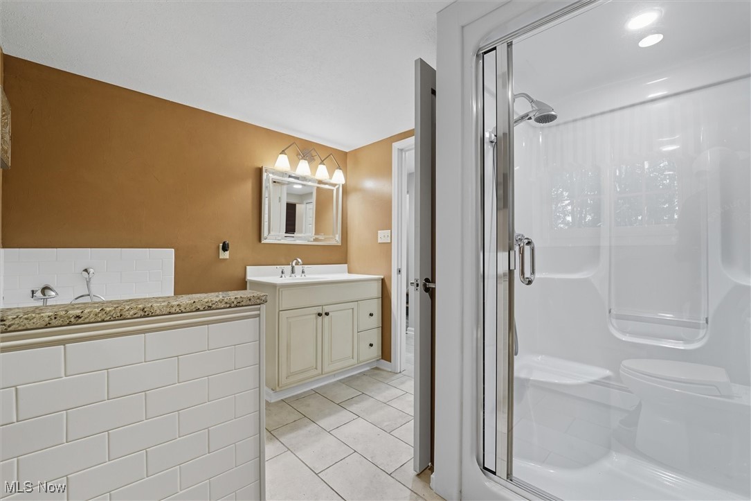 11884 Frost Road Mantua OH 44255