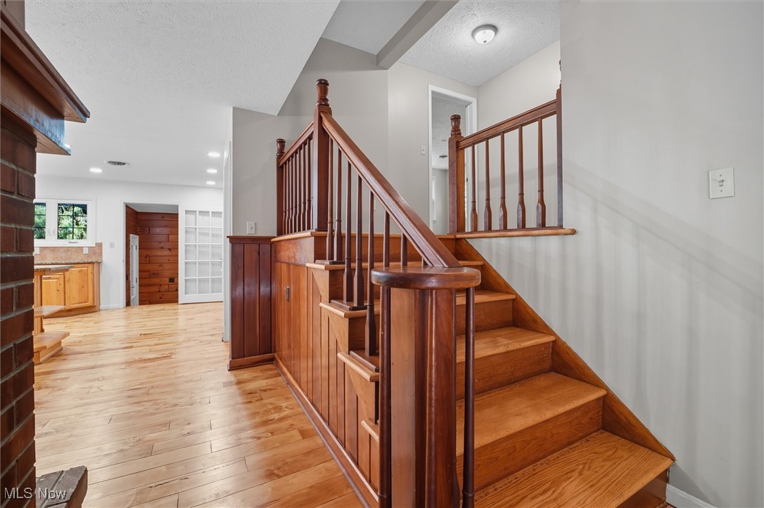 11884 Frost Road Mantua OH 44255