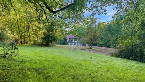410 Columbia Road Valley City OH 44280