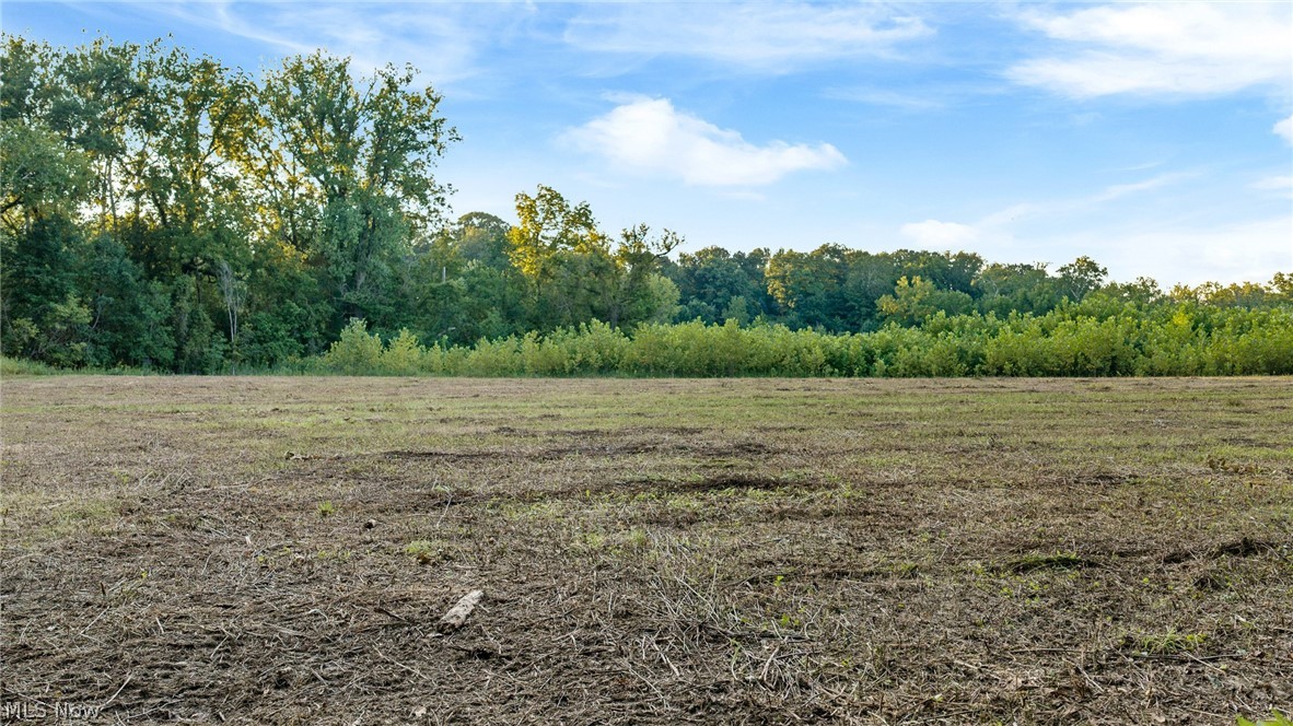 410 Columbia Road Valley City OH 44280