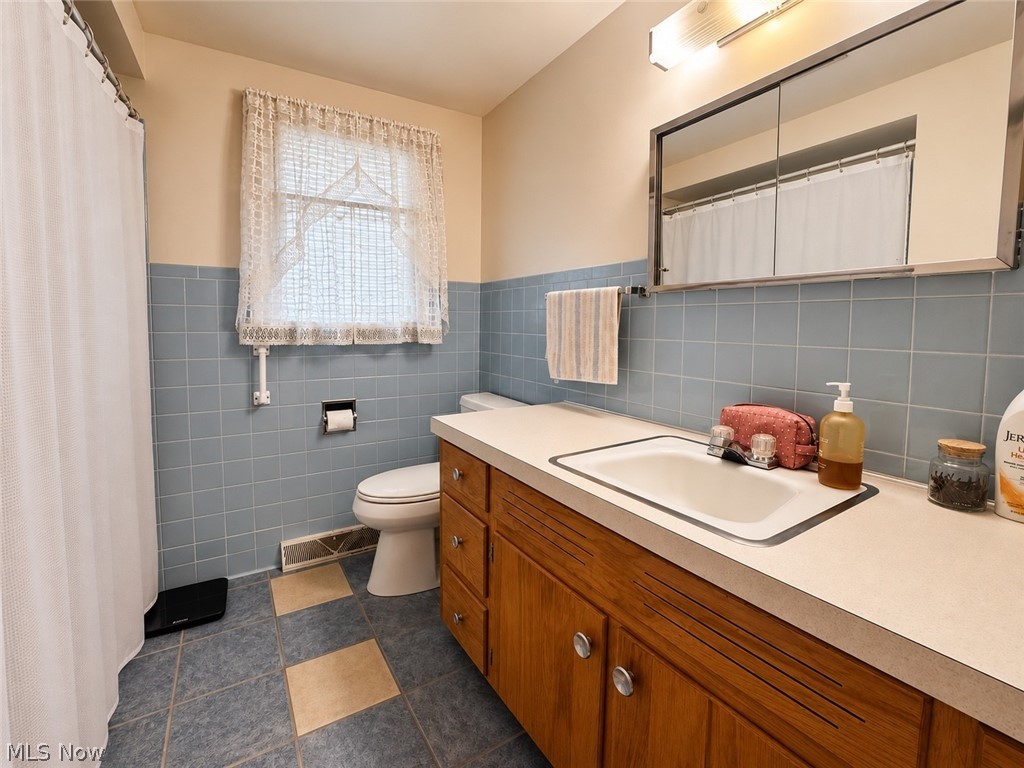 337 Bell Avenue Columbiana OH 44408