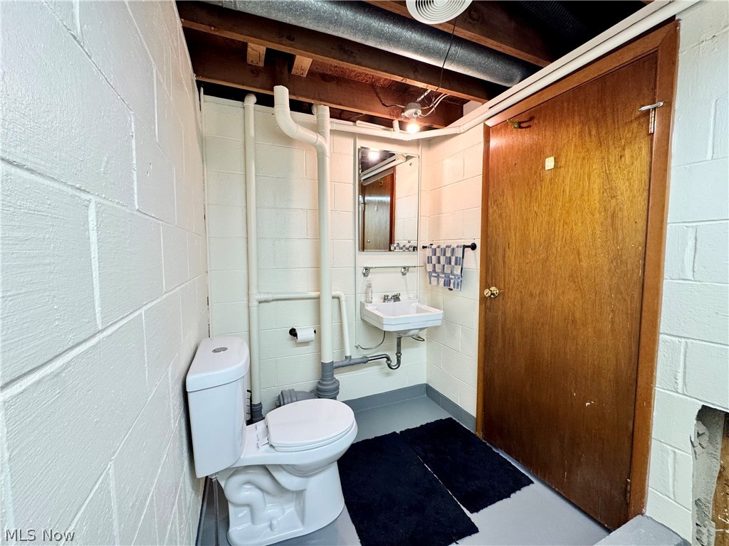337 Bell Avenue Columbiana OH 44408